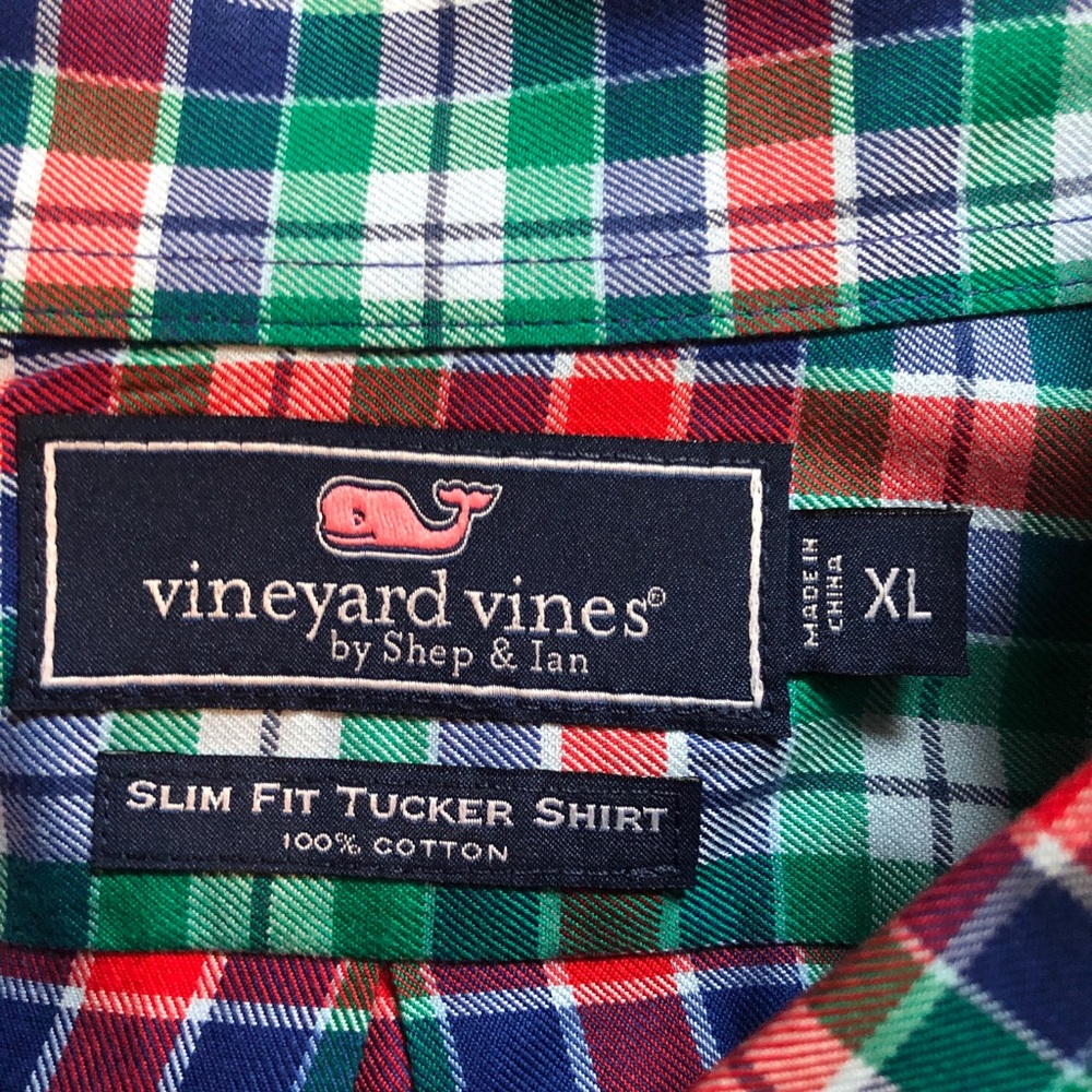 π³π³Vineyard vines slim fit tucker shirt - Picture 3 of 4